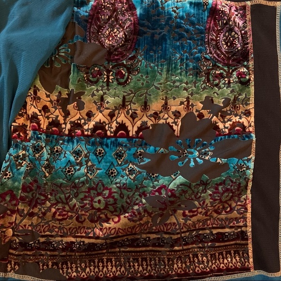 Vintage Boho tribal mesh and velvet top - Picture 16 of 16